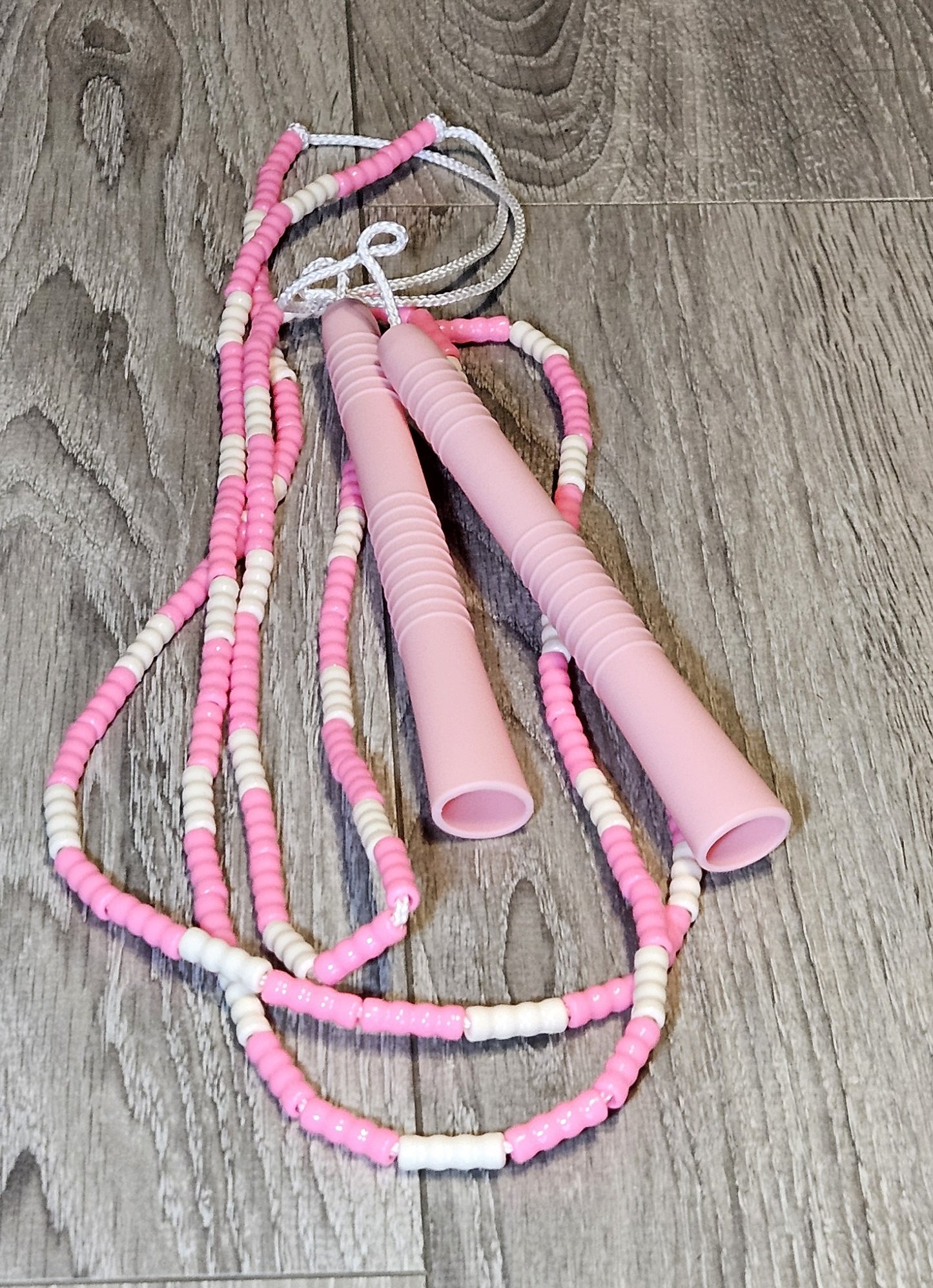 Corde à sauter perlée - Collection Éphémère - Rose et blanche
