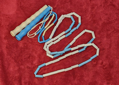 Corde à sauter perlée - Collection Éphémère - Bleue et blanche