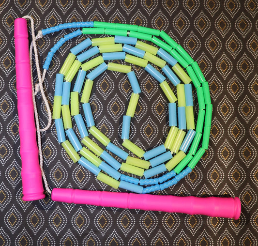 Corde à sauter perlée - Collection Éphémère - Rose bleue verte phospho