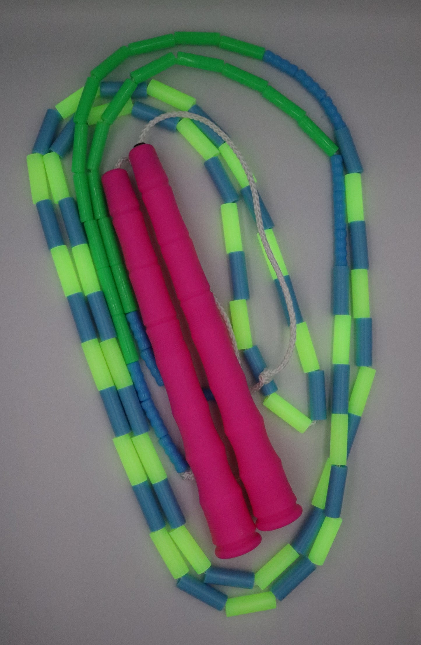 Corde à sauter perlée - Collection Éphémère - Rose bleue verte phospho