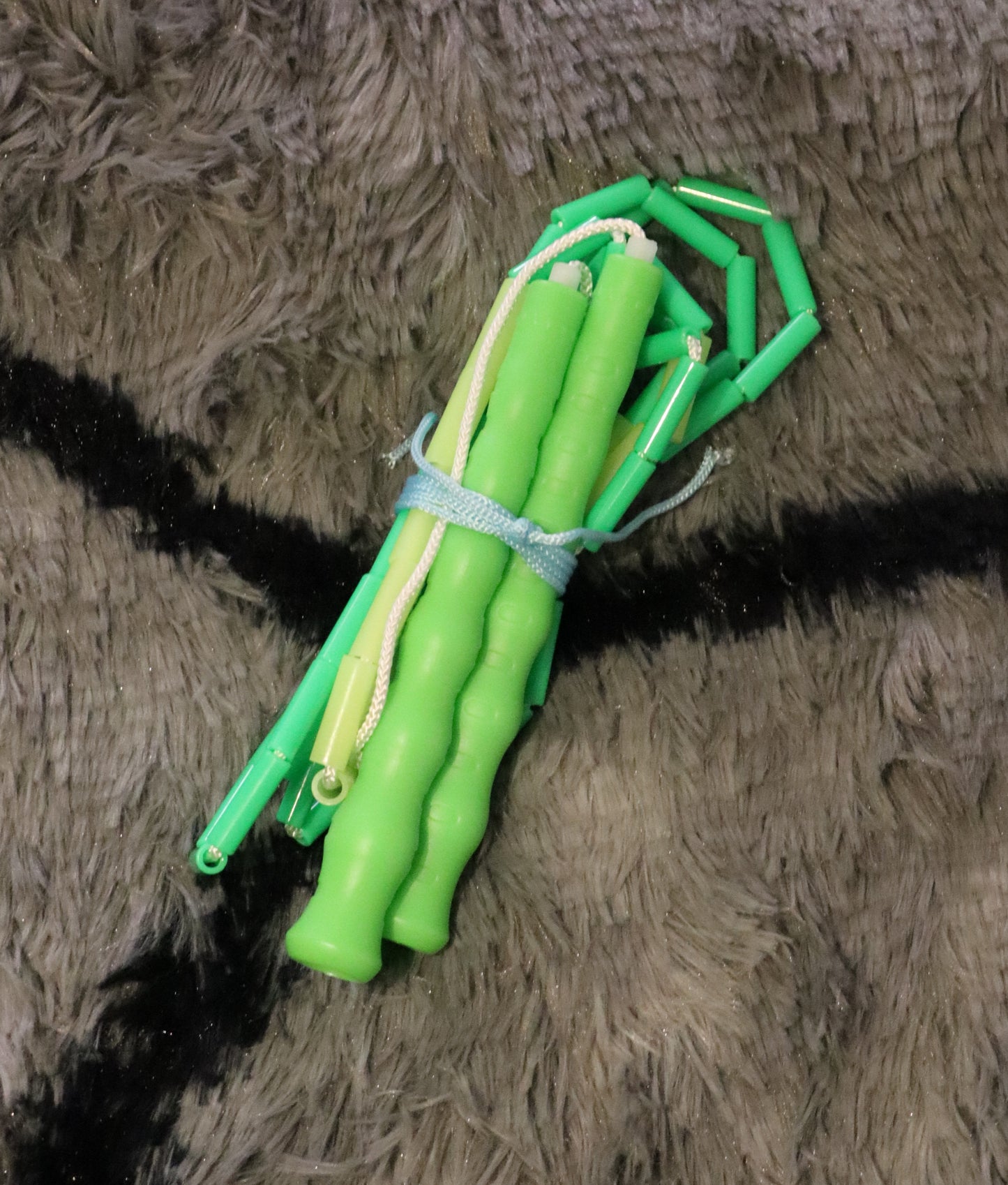 Corde à sauter perlée - Collection Éphémère - Verte et phospho